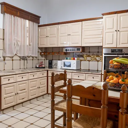 το αρχοντικό της ειρήνης דירה העיירה קוס