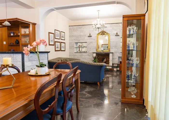 το αρχοντικό της ειρήνης * بلدة كوس