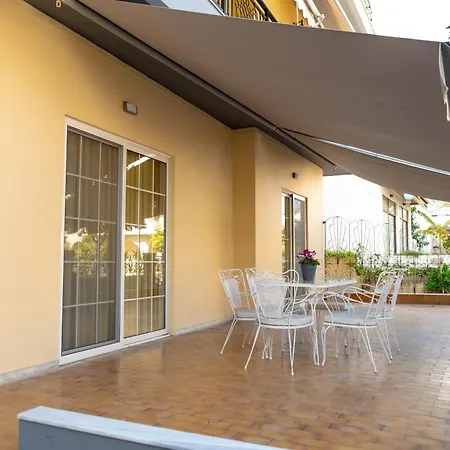 το αρχοντικό της ειρήνης Daire *